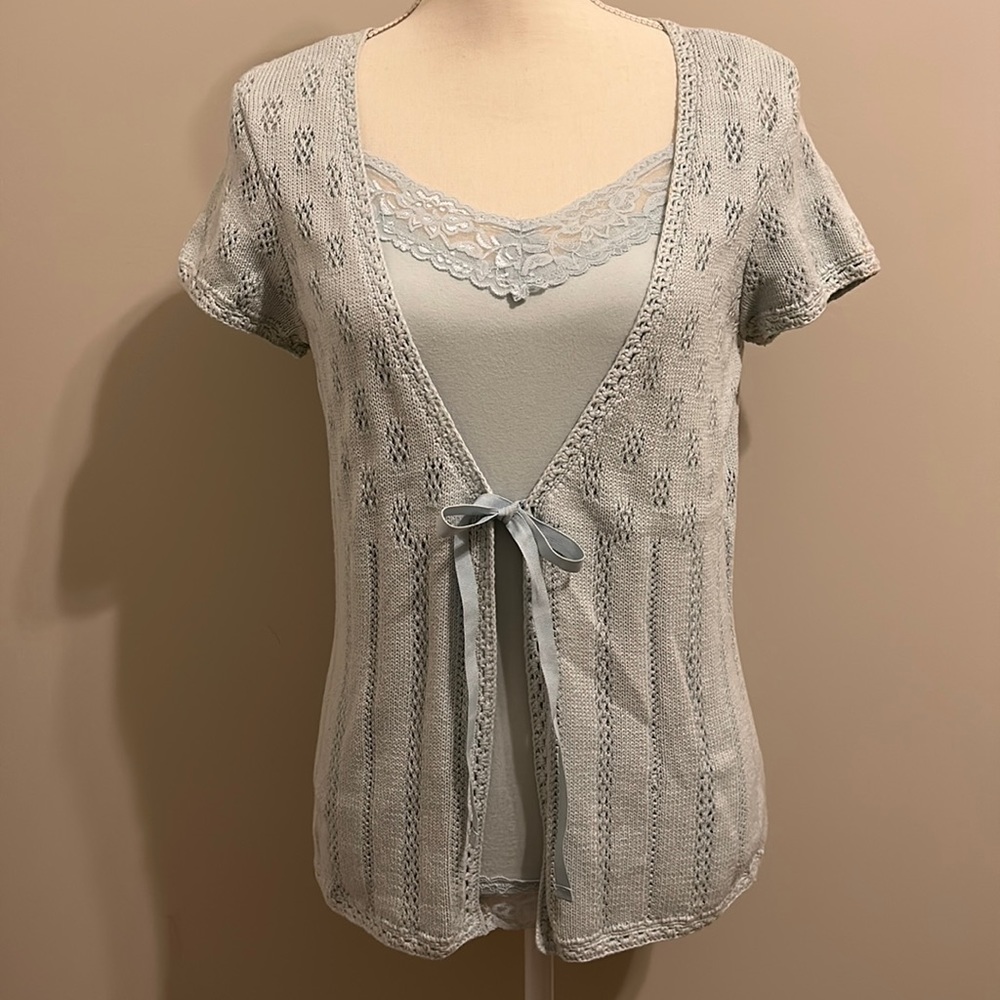 Van Heusen size small two piece light blue camisole and shell